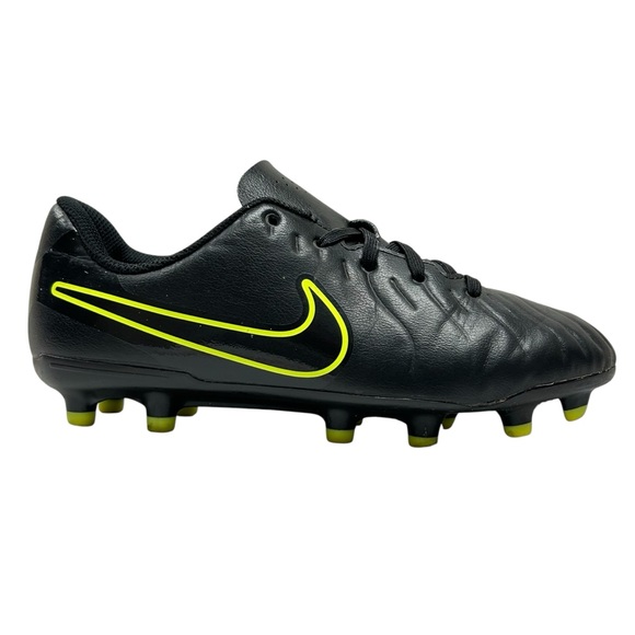 Nike Tiempo Legend Mens Youth Size 2.5Y Soccer Cleats - Picture 1 of 12